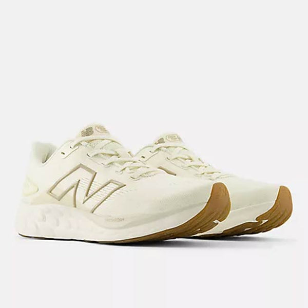 New Balance Women’s 680 CC8 Shoe – B Width