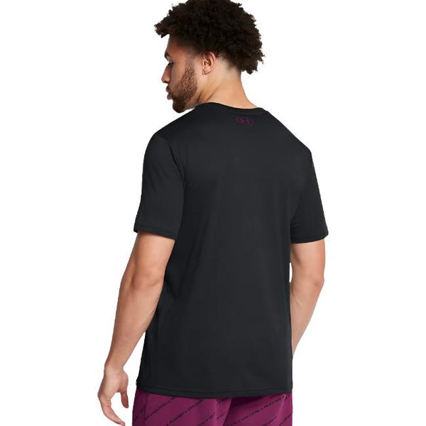 Under Armour Men’s Project Rock Payoff Graphic Short Sleeve Tee